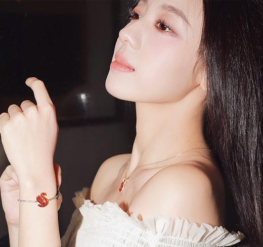 施华洛红天鹅手镯，新年提前福气到~ 商品图1