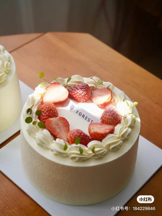 白色恋人草莓蛋糕，草莓夹心草莓装饰，满满的甜蜜，祝福你这个冬天，莓烦恼 商品图0