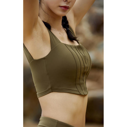 【裸感】V形鱼骨运动背心【带胸垫】 商品图2