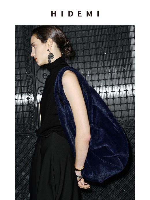 HIDEMI 节日系列毛毛行囊大号 商品图0