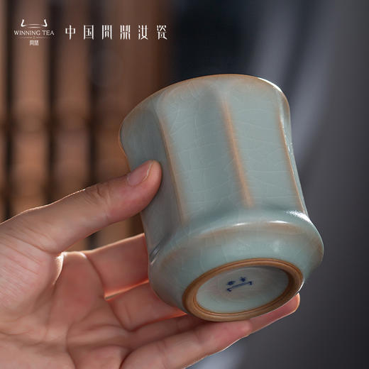 问鼎汝瓷天青辛丑棱线杯 商品图2