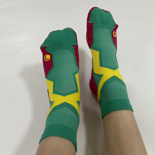 赛乐官网同款zealwood美利奴羊毛高强度R2马拉松男女同款短袜 商品图7