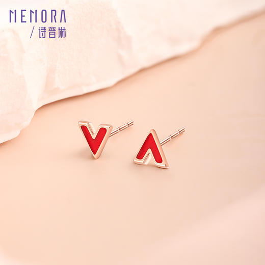 MEMORA诗普琳珠宝玫瑰18K金红色v字耳钉送女朋友-KEE00201（线上专供） 商品图3