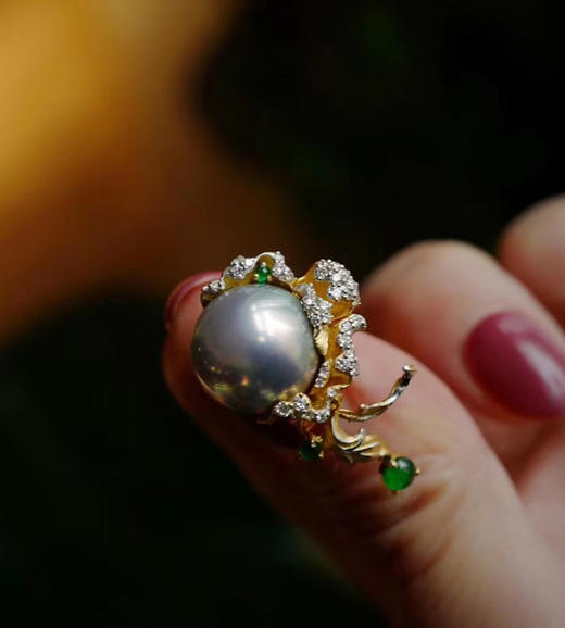 龢盒原创 迷醉系列极光星空蓝马贝翠翡钻石繁花耳扣 耳钉 商品图4