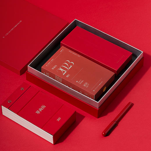 OWSPACE 单向历 2023 曙红礼盒 红武士钢笔套装 限定款 商品图1