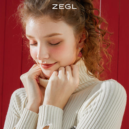 ZEGL雪花圣诞树耳环女2022年新款秋冬耳钉耳扣小众设计感红色耳饰 商品图2