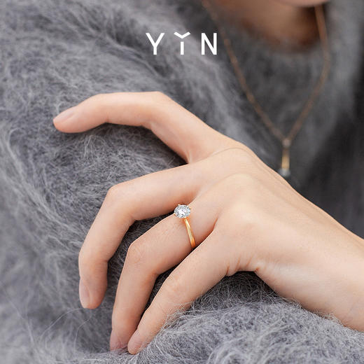 「隐」系列莫比乌斯环定制钻戒18K金 一克拉钻石刻字 商品图8