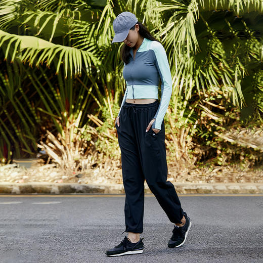 【裸感】抽绳宽松休闲运动裤 商品图2