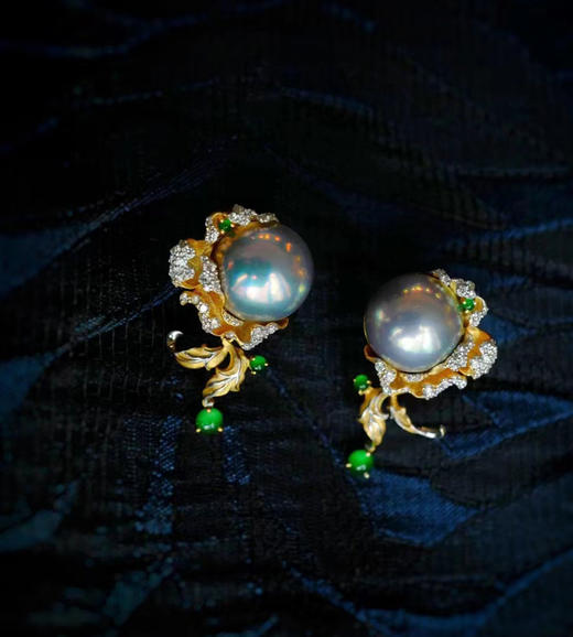 龢盒原创 迷醉系列极光星空蓝马贝翠翡钻石繁花耳扣 耳钉 商品图0