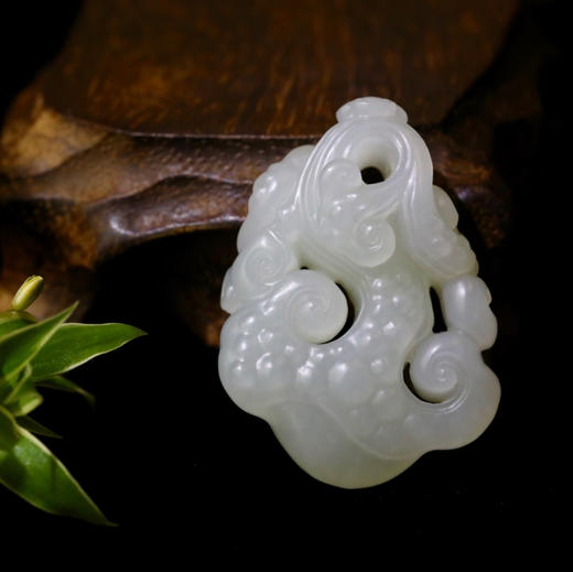 和田玉（白玉）籽料挂件--灵芝30.37g 商品图3