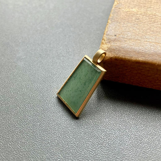 高冰种晴水绿翡翠平安无事牌18k黄金镶嵌 商品图1