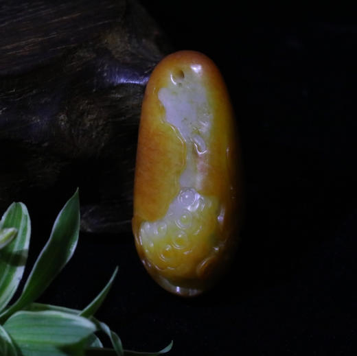 和田玉（白玉）籽料挂件--喜事连连18.07g 商品图5