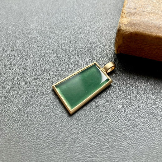 高冰种晴水绿翡翠平安无事牌18k黄金镶嵌 商品图0