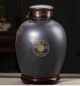 陶坛装收藏酒