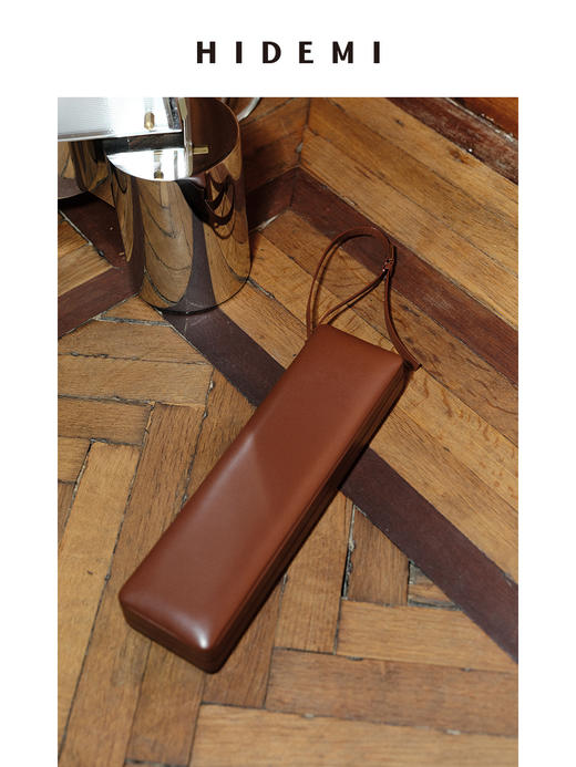 HIDEMI 节日系列拿铁红限定款法棍手包 商品图6