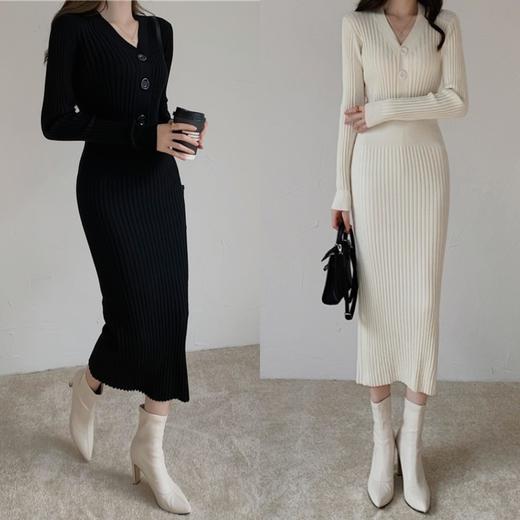 【应季好物】毛衣裙v领纽扣针织长袖连衣裙 黑色/杏色 商品图1