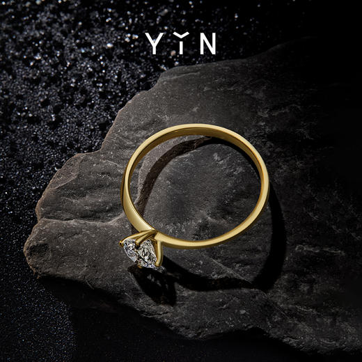 「隐」系列莫比乌斯环定制钻戒18K金 一克拉钻石刻字 商品图4