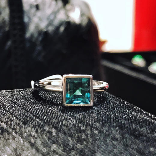 靛蓝碧玺戒指 商品图7