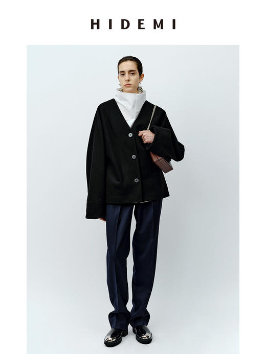 HIDEMI 节日系列三粒扣V领廓形羊毛短款大衣 商品图4
