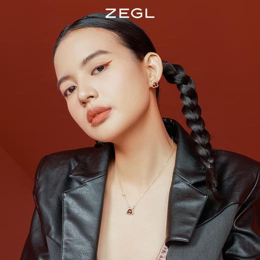 ZEGL设计师本命年系列发财兔红玛瑙项链女925纯银轻奢小众锁骨链 商品图5