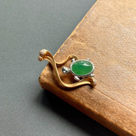 冰种阳绿翡翠蛋面艺术吊坠18k黄金钻石镶嵌