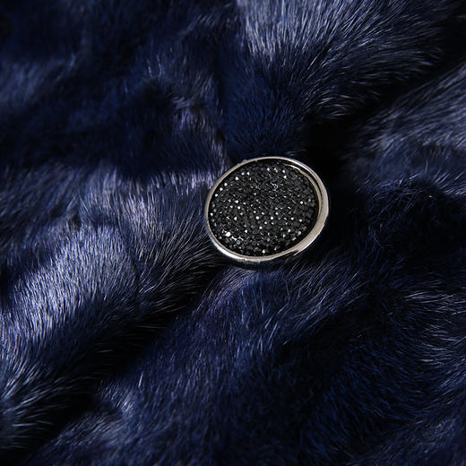 EITIE爱特爱冬季新款时尚优雅保暖水貂毛皮草外套女7293915 商品图3