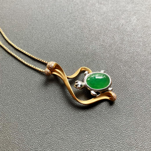冰种阳绿翡翠蛋面艺术吊坠18k黄金钻石镶嵌 商品图7
