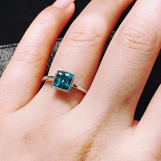 靛蓝碧玺戒指 商品图6
