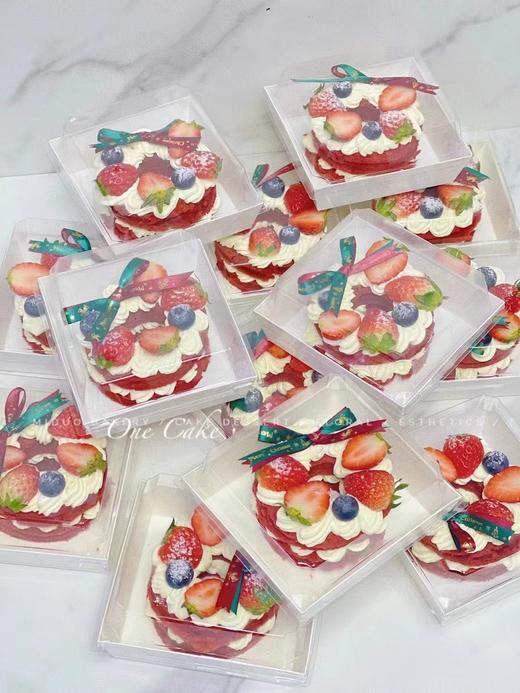 【圣诞节】4寸动物奶油 | 红丝绒便当 | 草莓粒夹心 商品图0