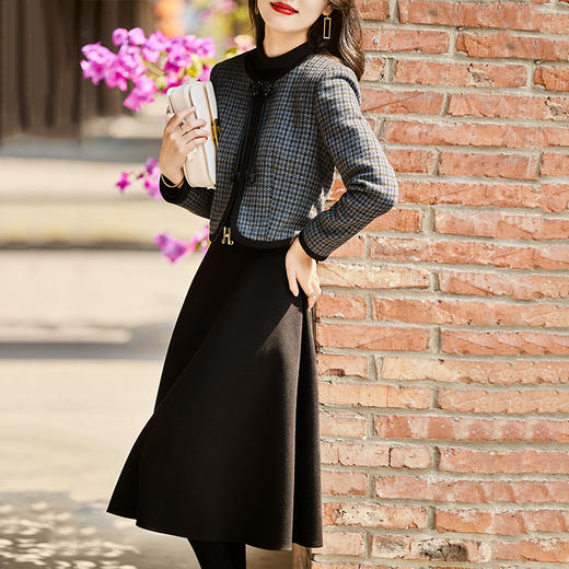 时尚休闲舒适毛呢拼接连衣裙两件套HR-MLJL6912 商品图3