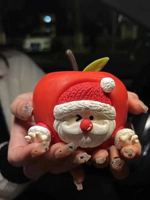 圣诞限定｜圣诞苹果巧克力（可食用）内有：草莓水果奶油蛋糕 商品图1