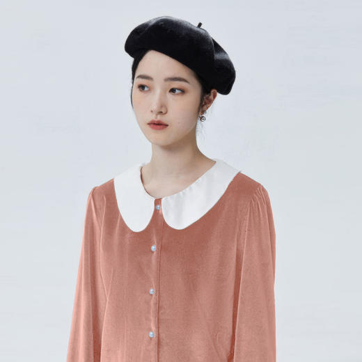 独特别致 BLEO 丝绒娃娃领珍珠纽扣家居服套装 商品图10