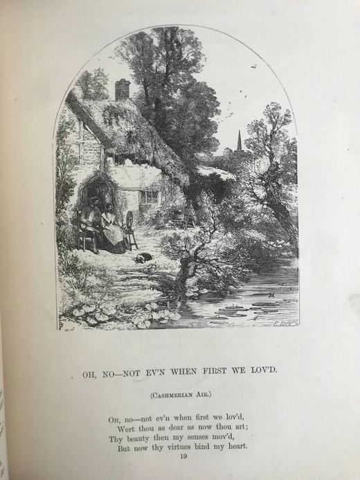 约19世纪后期 托马斯·摩尔《爱尔兰旋律/拉拉·露哈》 数百幅版画插图 漆布精装16开 商品图9