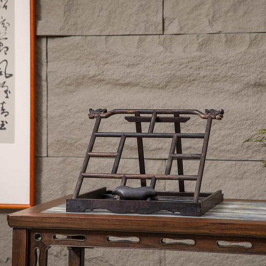 清 紫檀龙纹搭脑折叠式镜架 商品图0