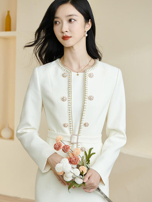 米思阳2026春季新款法式名媛小香风短外套修身圆领单排扣上衣+背心裙0188 商品图4