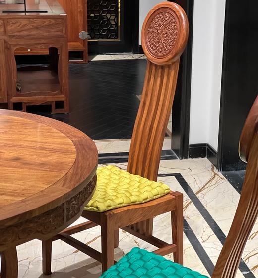 苏梨家具 花好月圆餐椅 商品图1