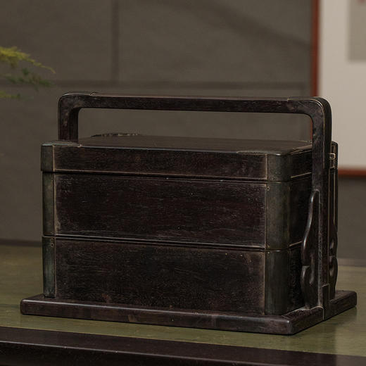 清早期 紫檀铜包角两撞提梁盒 商品图0