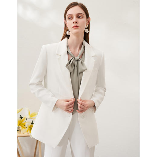 EITIE爱特爱春季新款时尚职业通勤百搭显瘦干练西装外套女6903601 商品图3