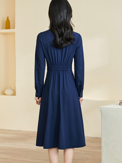 剩 米思阳2024秋季新款气质通勤翻领连衣裙简约纯色大摆中长裙子0242 商品图3