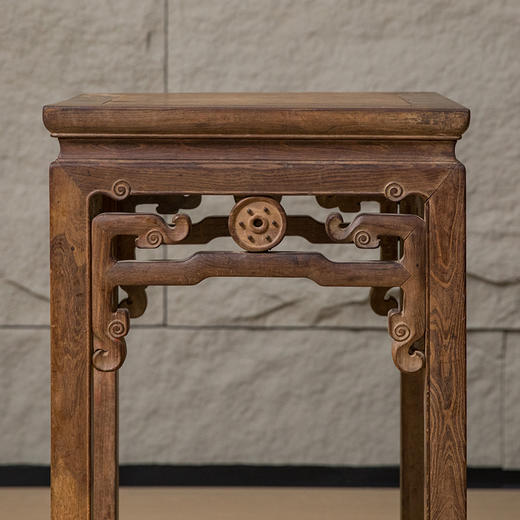 清 柞榛木拐子云纹方几 商品图1