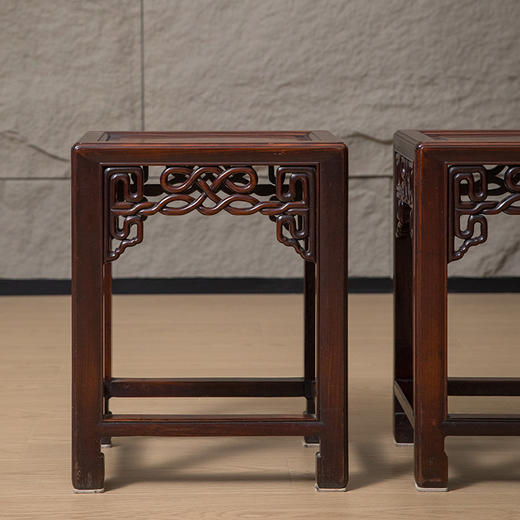 清 红木透雕绳纹方凳（一对） 商品图1