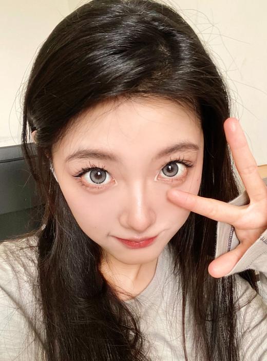 【年抛】款式名字：雪绒花LeensColor   |  大直径14.5 着色13.8 | 【同品牌多副美瞳更划算，选款色板在详情页内】 商品图6