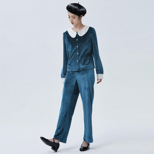 独特别致 BLEO 丝绒娃娃领珍珠纽扣家居服套装 商品图13