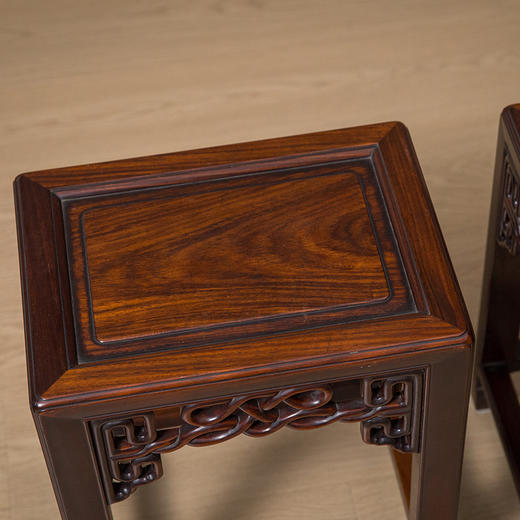 清 红木透雕绳纹方凳（一对） 商品图2