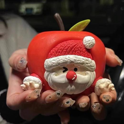 圣诞限定｜圣诞苹果巧克力（可食用）内有：草莓水果奶油蛋糕 商品图0