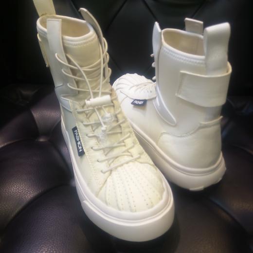 lfgjAF601时尚超轻底短靴，米色发黄，色差介意者慎拍 商品图11