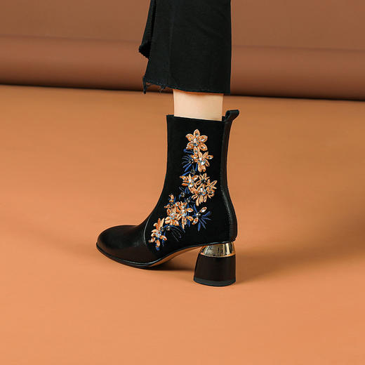 民族风加绒单靴尖头粗跟花朵拼色马丁短靴绣花靴OLD-9036aa 商品图2