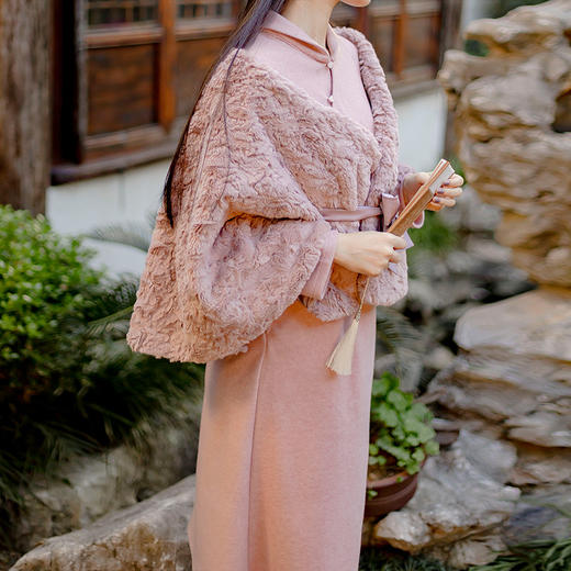 【小暖】兔毛绒外披旗袍外搭，秋冬上衣外套女加厚披肩复古YM-101 商品图2