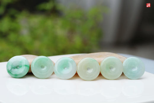 天然翡翠平安扣吊坠【圆满】   配精美挂绳 商品图3