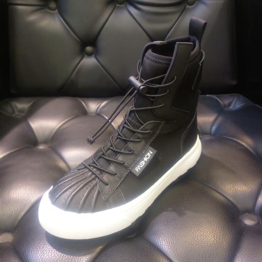 lfgjAF601时尚超轻底短靴，米色发黄，色差介意者慎拍 商品图0